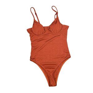 Womens Ribbed One-Piece Underwire One-Piece Swimsuit in Rust Orange Size Small